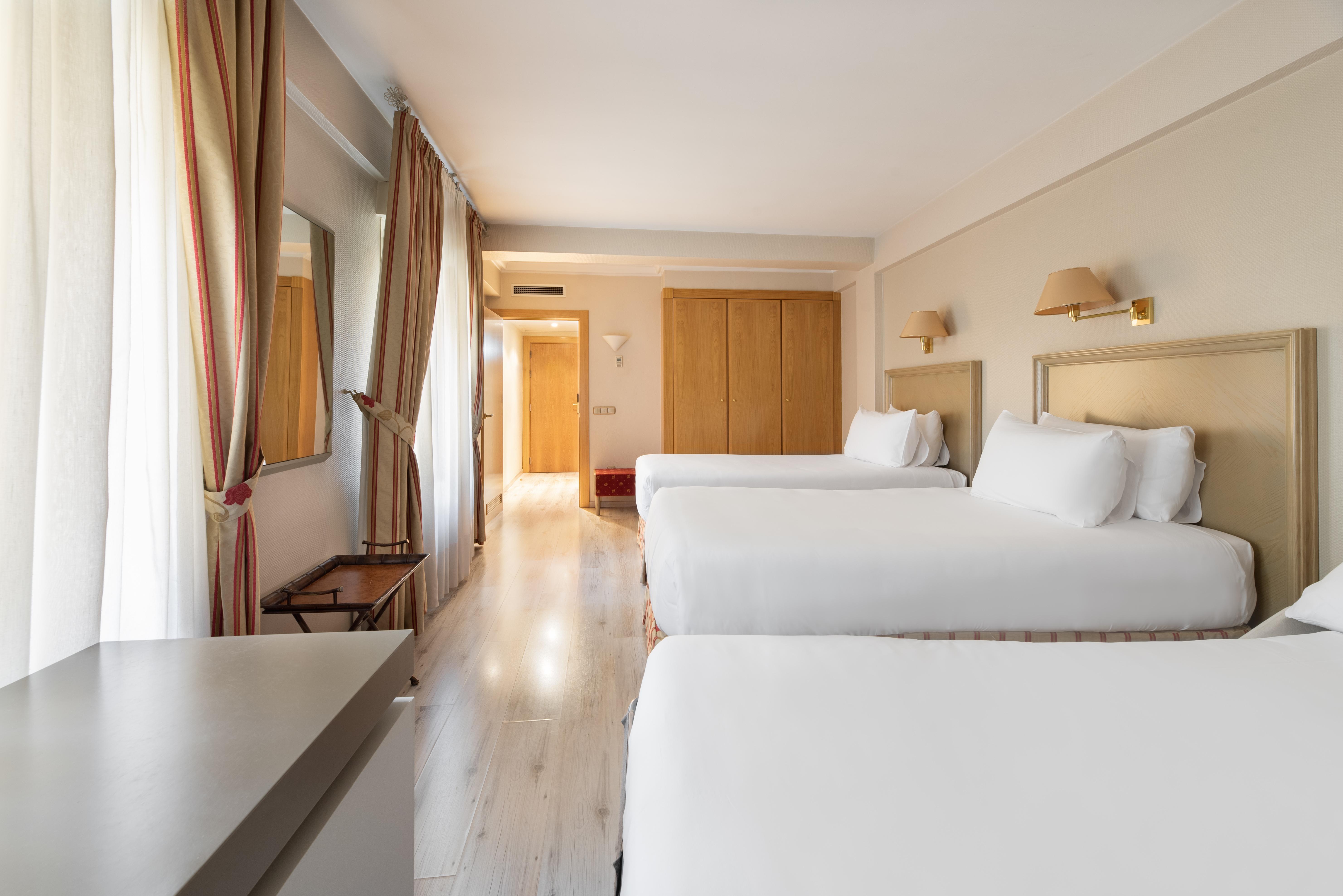 Crisol Almirante Bonifaz Hotel Burgos Ngoại thất bức ảnh