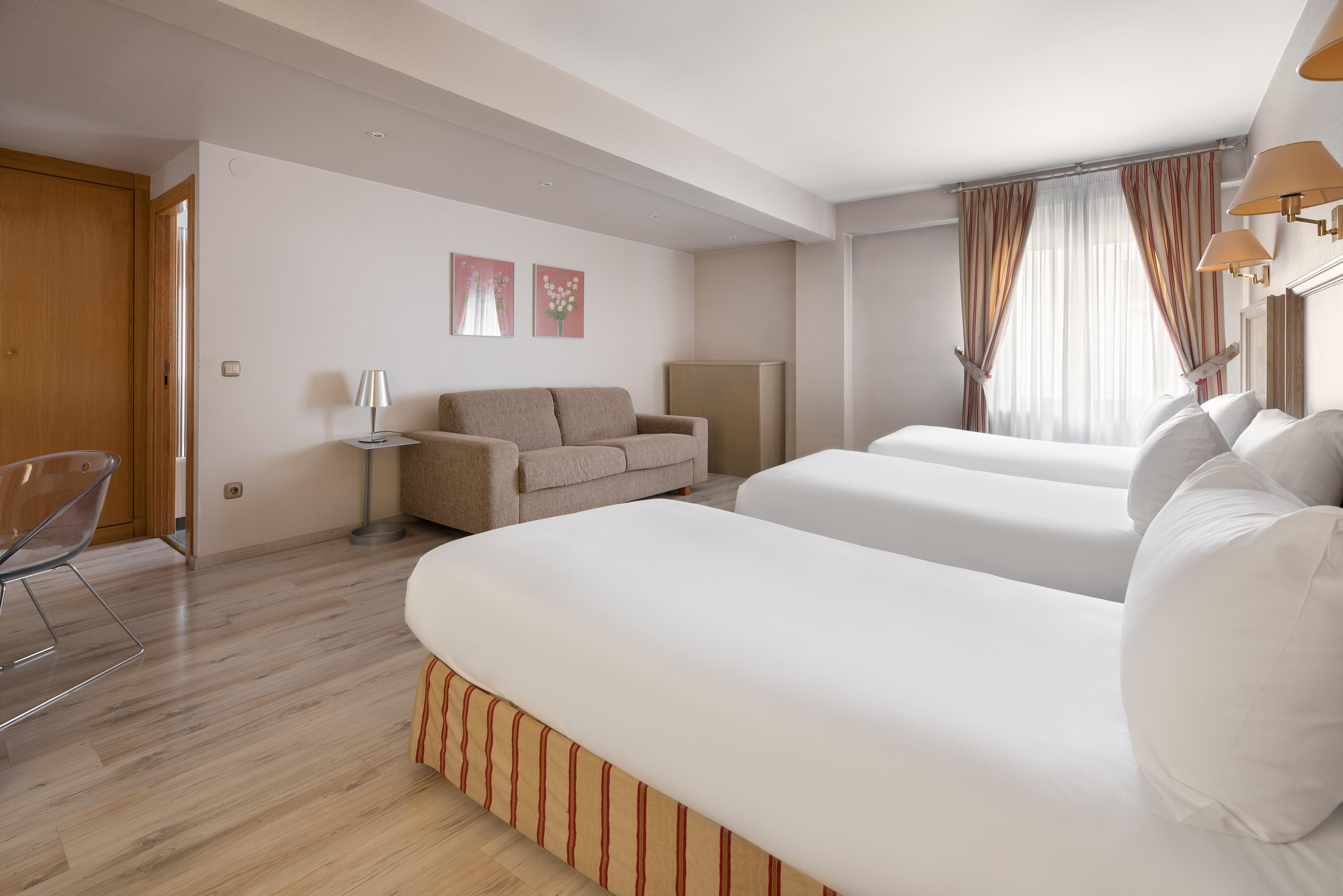 Crisol Almirante Bonifaz Hotel Burgos Ngoại thất bức ảnh