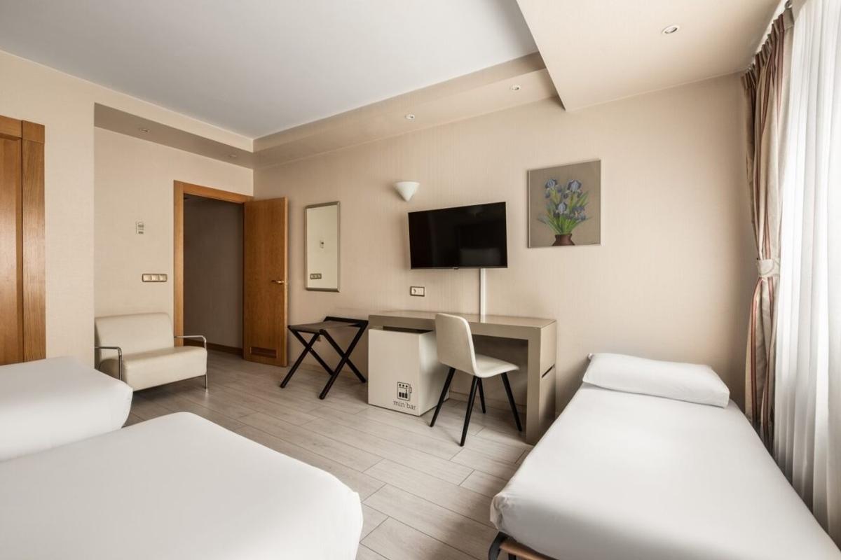Crisol Almirante Bonifaz Hotel Burgos Ngoại thất bức ảnh