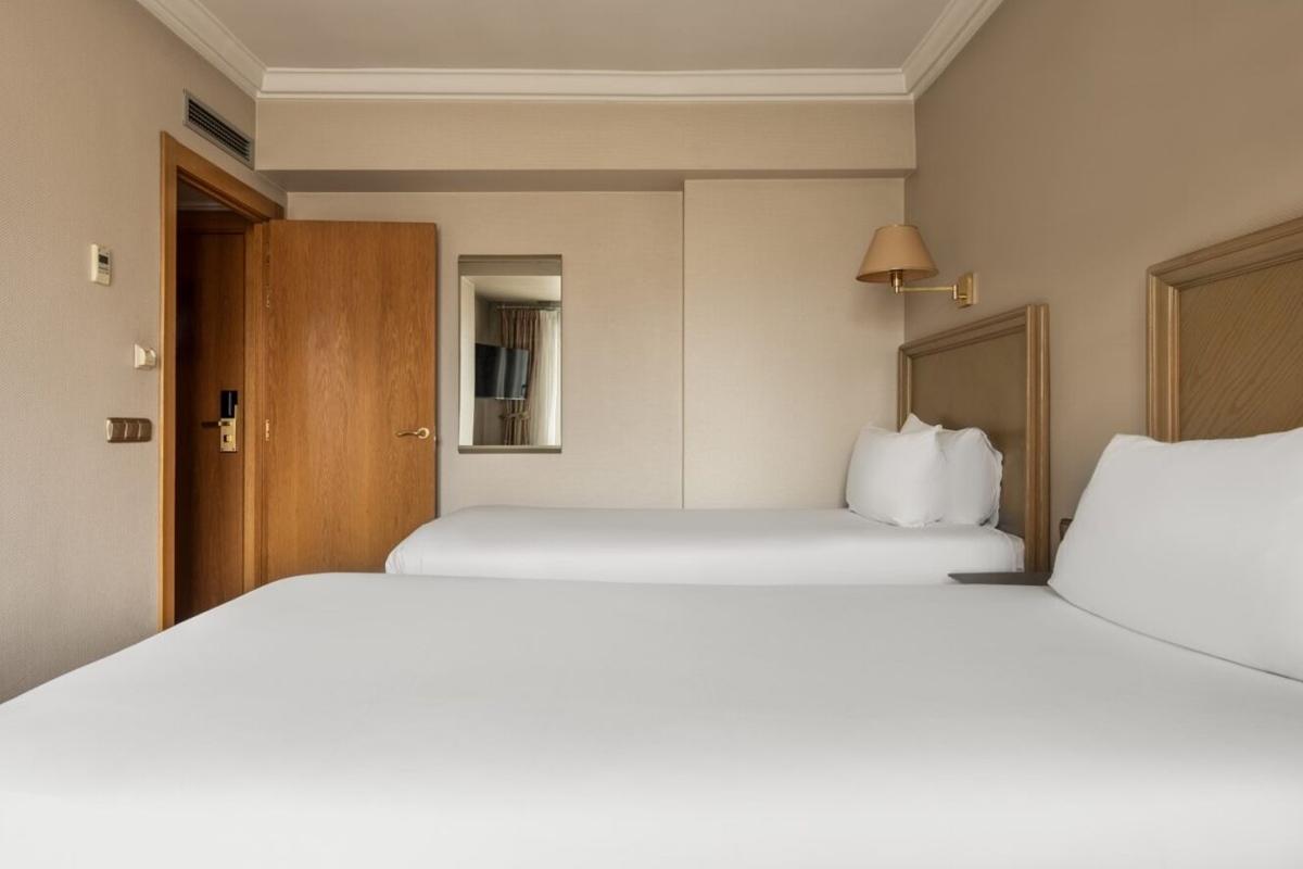 Crisol Almirante Bonifaz Hotel Burgos Ngoại thất bức ảnh